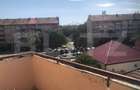 Apartament 3 camere, 2 bai, 2 balcoane , 77 mp, zona Lic. Economic