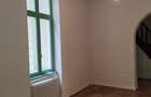 Casă individuală cu 11 camere cu Canalizare în Ultracentral - 40