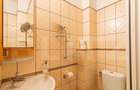 Apartament cu 3 camere decomandat în Schei - 11