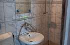 Garsoniera 16.91 mp, bloc 1993 din beton turn, clasa energ - 5