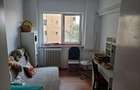 Apartament cu 3 camere decomandat în Tei - 4