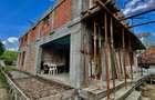 Casă cu 4 camere cu Teren 5000 Mp în Central - 2