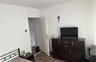 Inchiriez apartament 2 camere sector 4 - 2