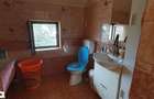 Proprietar vand casa individuala pe col? in zona linistita - 14