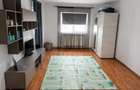 Vand apartament 2camere,decomandat,Cartier Brosteni - 3