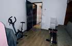 De inchiriat, 4 camere, decomandat, bilateral, centrala proprie, 400 - 9