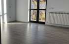 Apartament cu 3 camere decomandat în Băneasa - 4