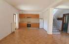 Casă cu 4 camere cu Garaj în Dumbrăvița - 2