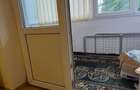 Apartament 3 camere in Onesti, zona centrala, etaj 2.