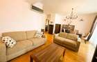 Apartament cu 3 camere decomandat în P-ța Victoriei - 11