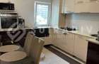 Apartament cu 4 camere, parcare, bloc cu lift- Plopilor