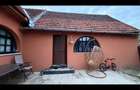 Casa de vanzare in Comuna Cermei!!