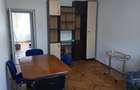Ofer spre inchiriere apartament cu doua camere decomandate