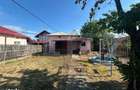 Casa 140 mp, teren 2.453 mp, toate utilitatile acces direct la DN7 - 9