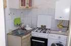 Inchiriez Apartament 2 Camere, Micro 14