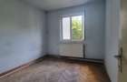 Proprietar vand apartament 3 camere semidecomandat etaj 1 zona Alexandru Vlahuta. - 2