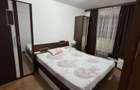 Inchiriez apartament cu 2 camere zona centrala (Finante )etaj 1