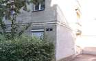 Vand ap. 3 camere (46;mp), Satu Mare, inl Micro 14 , aleea Timisului 4 (bloc 27), la etajul 1. Apartamentul necesita renovare. Pret 45000 negociabil - 1