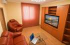 Vanzare apartament 3 camere - 2