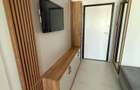 Intrare Obcini - Microapartament cu 2 camere semidecomandate.