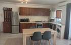 Inchiriez apartament
