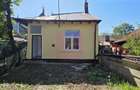 Casa cu 2 camere de vanzare in Campina - 1