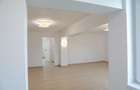 Apartament 4 camere de vanzare - 1