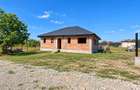 CASĂ NOUĂ LA ROȘU CERCU – BÂRNOVA, 4 CAMERE , UTILI 92,45 MP, 475 MP TEREN, 75.000 € TVA INCLUS, COMISION 0% - 4