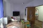 Vind casa formata din 3 apartamente - 9