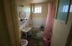 Vind apartament cu 3 camere, semidecomandat, situat central in Targu-Jiu, Str. M.C.Oancea - 3