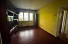 Apartament cu 3 camere în Podu Roș - 1
