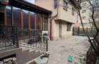 Inchiriez casa 5 camere+ mansarda si curte (200mp) - 2