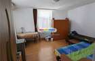 Nerva Traian, 1 apartament si 2 gars. in vila, SU 133 mp, teren 156 mp