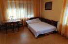 P.F.Inchiriaza casa 2 camere 110 Mp cu curte 600 Mp.Baile 1Mai Bihor - 1