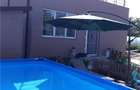 Vila moderna + casa renovata cu 2 apartamente si teren generos - Pal - 15