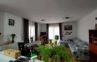 Inchiriez apartament cu 3 camere in zona Muzeul Apei , Floresti