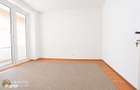 Apartament 4 camere , centru , etaj 1