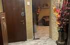 De inchiriat apartament 3 camere