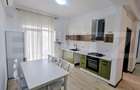 Apartament cu 3 camere semidecomandat în Central - 4