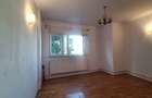 Apartament cu 3 camere semidecomandat în Ștefan cel Mare - 1