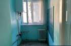 Apartament cu 3 camere semidecomandat în Micro IV - 2