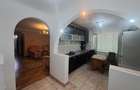 Apartament cu 3 camere decomandat în Central - 1