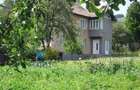 Casa in Gura Humorului, Suceava, Supraf: 250mp+1500mp teren si garaj 8 x 4.5 metri, 8 camere, 2 balcoane 2 bai o pivnita pentru depozitare 4x4 mp - 1