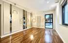 Apartament cu 4 camere decomandat în Capitale - 58