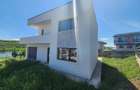 Casa individuala , 4 camere, 3 bai, garaj 26 mp , terasa 40 mp, VALEA ADANCA - 12
