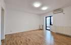 Apartament cu 4 camere decomandat în Polonă - 8