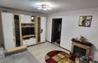 Vand apartament 2 camere+ Garaj - 1