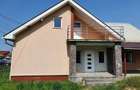 Casă cu 3 camere în Borlești - 2