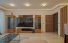 Apartament cu 4 camere decomandat în Tractorul - 2