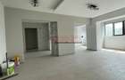 Apartament cu 3 camere semidecomandat în Tineretului - 3